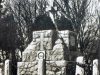Spomenik palim junacima na Avali podignut 1922. godine, a srušen 1938. godine