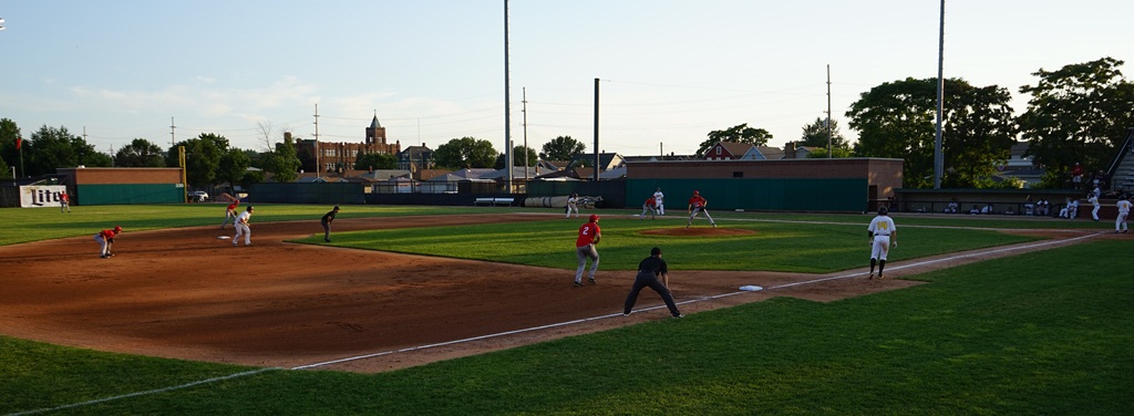 Serbian Baseball nacional team Srpski beizbol nacionalni tim u Americi. beizbol utakmca Srbija Oilmen Serbia Oilmen USA Srpska Televizija Cikago Serbian Television USA