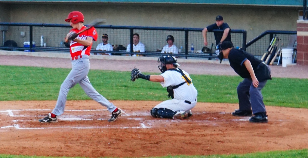 Serbian Baseball nacional team Srpski beizbol nacionalni tim u Americi. beizbol utakmca Srbija Oilmen Serbia Oilmen USA Srpska Televizija Cikago Serbian Television USA