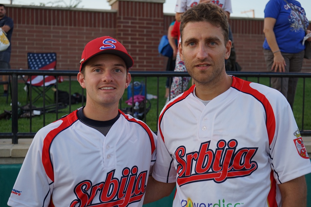 Serbian Baseball nacional team Srpski beizbol nacionalni tim u Americi. beizbol utakmca Srbija Oilmen Serbia Oilmen USA Srpska Televizija Cikago Serbian Television USA