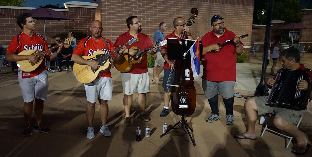 Serbian Baseball nacional team Srpski beizbol nacionalni tim u Americi. beizbol utakmca Srbija Oilmen Serbia Oilmen USA Srpska Televizija Cikago Serbian Television USA