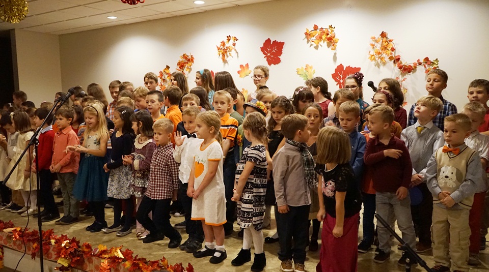 decija priredba u akademiji Sv. Sava u Čikagu.St Sava Academy Chicago - akademija Sveti Sava Cikago