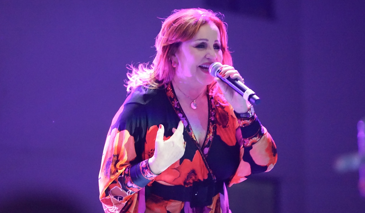 Snežana Djurišić, Ana Bekuta, Vesna Zmijanac i Mladen Cvetanović, koncert Compass Arena Chicago 2022. Foto Sasa Lukic Srpska Televizija USA
