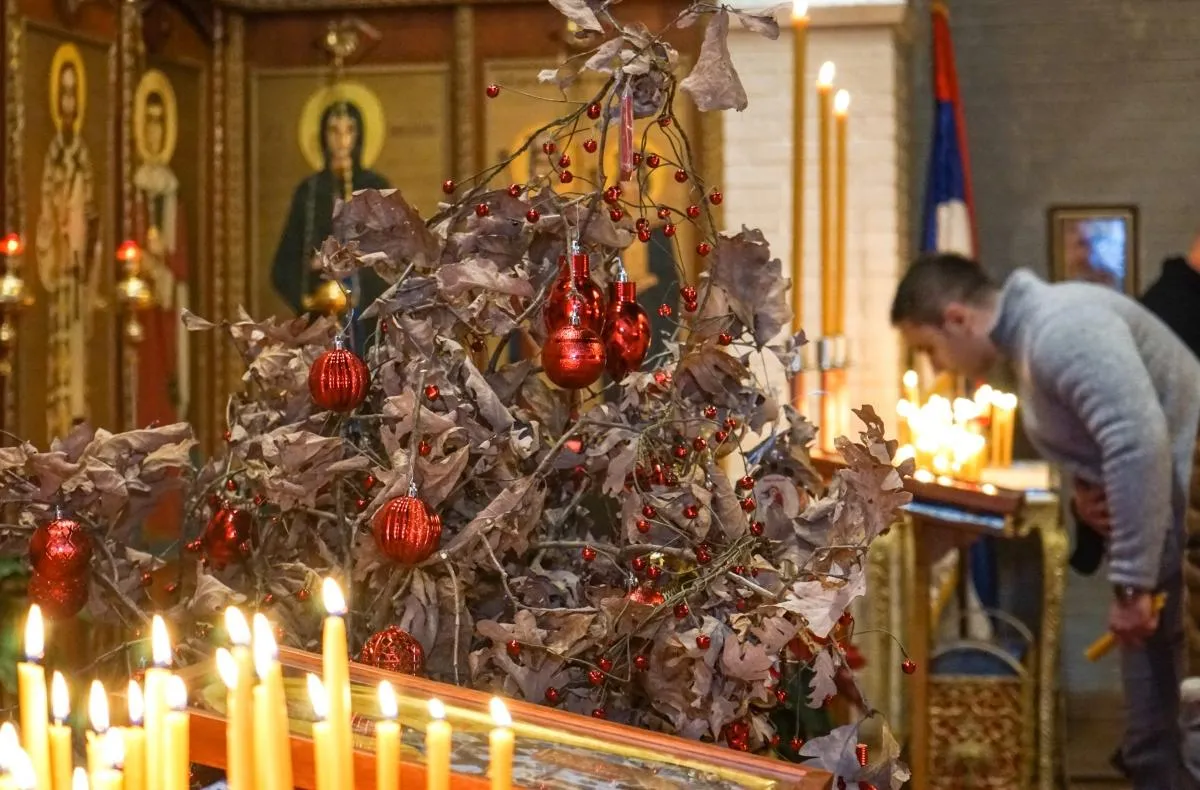 Badnje_vece_crkva_Sv_Stefan_Decanski_2021