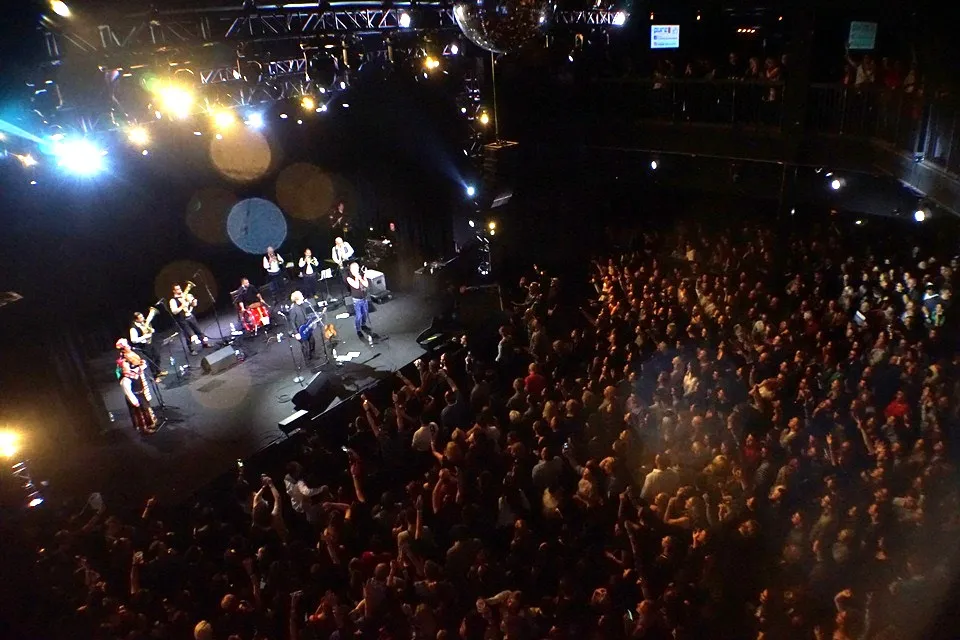 Bijelo_Dugme_koncert_u_Cikagu_USA_Alen_Brega_i_Tifa_060