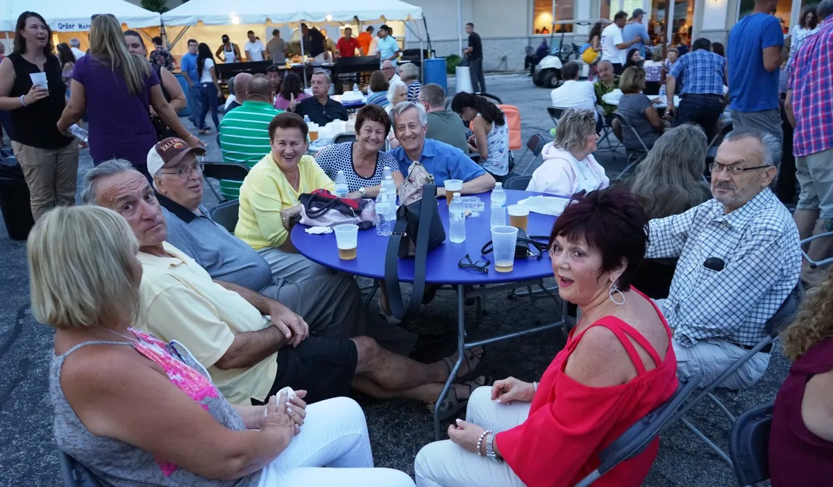 Serb_Fest_-_crkva_Sveti_Sava_u_Indijani